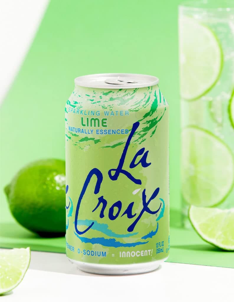 Sparkling Water Natural Essenced La Croix Cans / Lime
